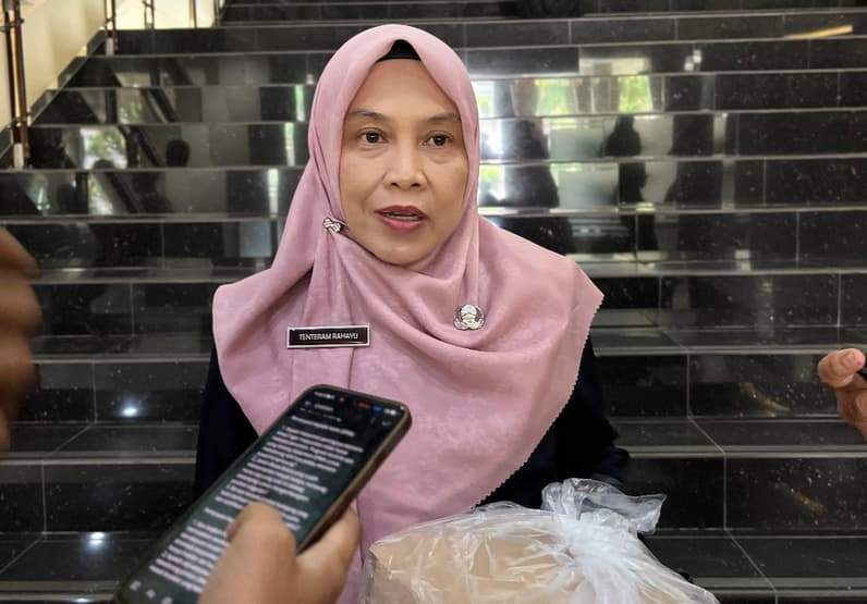 Kepala DPMK Berau, Tentram Rahayu. (Foto: Nur Hidayah/Pusaranmedia.com)