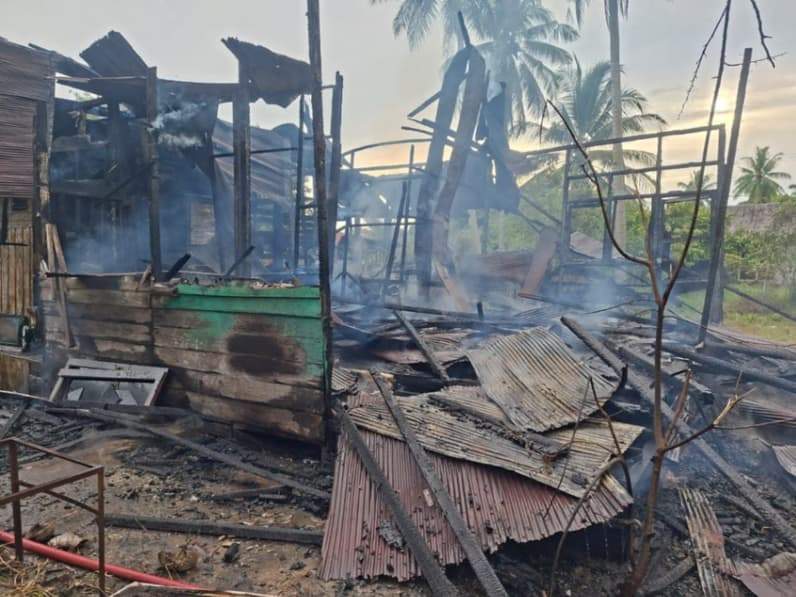 Kebakaran hanguskan sejumlah bangunan SDN 18 samboja (Foto: Damkar Samboja)
