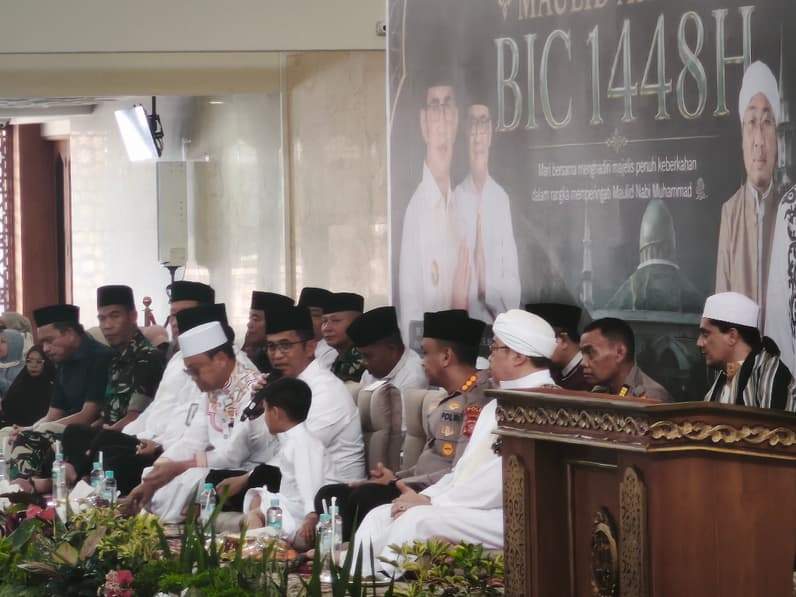 Wali Kota Balikpapan, Rahmad Mas'ud dalam peringatan Maulid Nabi di Masjid Madinatul Imam BIC, Rabu (2/9/2026). (Foto: Achmad Fadillah/Pusaranmedia.com)