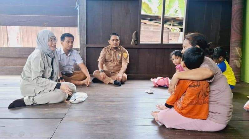 Kepala Desa Kandolo Kecamatan Teluk Pandan, Alimuddin. (Foto: Dok Facebook Alimuddin)
