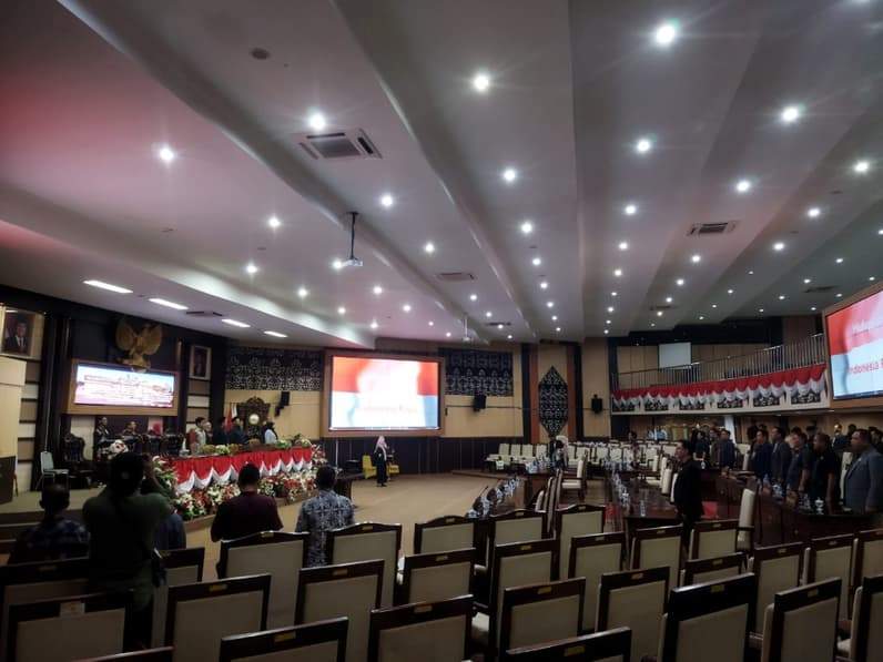 Rapat Paripurna Laporan Badan Anggaran serta Persetujuan Bersama terhadap Rancangan Peraturan Daerah tentang Anggaran Pendapatan dan Belanja Daerah (APBD) Kukar Tahun Anggaran 2026 (Foto: Aswin/pusaranmedia.com)