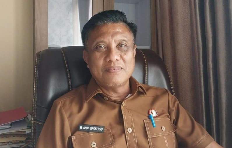 Kepala Disdikpora PPU, Andi Singkerru. (Foto: Adi Kade/Pusaranmedia.com).