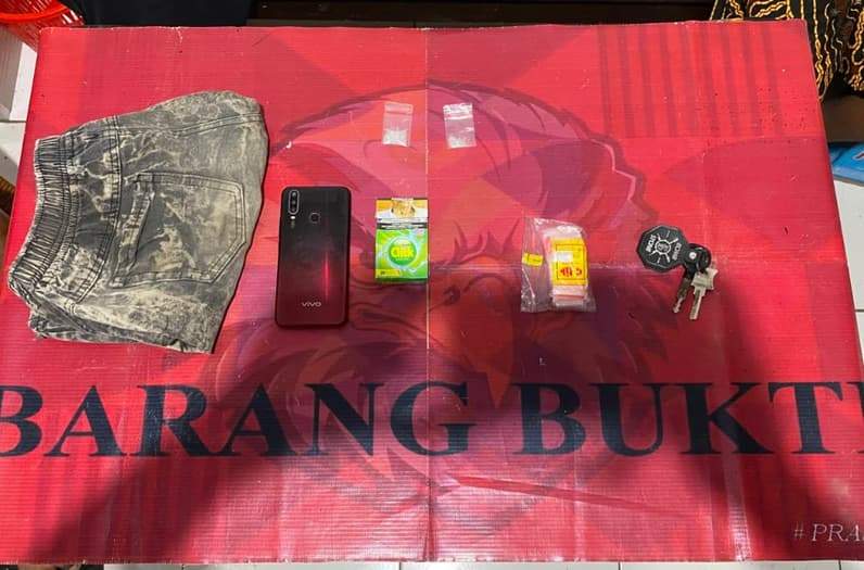 Barang bukti pengungkapan kasus sabu yang dilakukan tersangka BB di Kecamatan Pasir Belengkong. (Foto : Dok Satresnarkoba Polres Paser)
