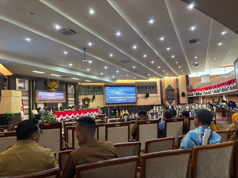 Sidang Paripurna KUA-PPAS 2027 Diwarnai Aksi WO Fraksi PDIP Kukar, Andi Faisal Sebut Pihaknya Tidak Ingin Terburu -buru Membahasnya