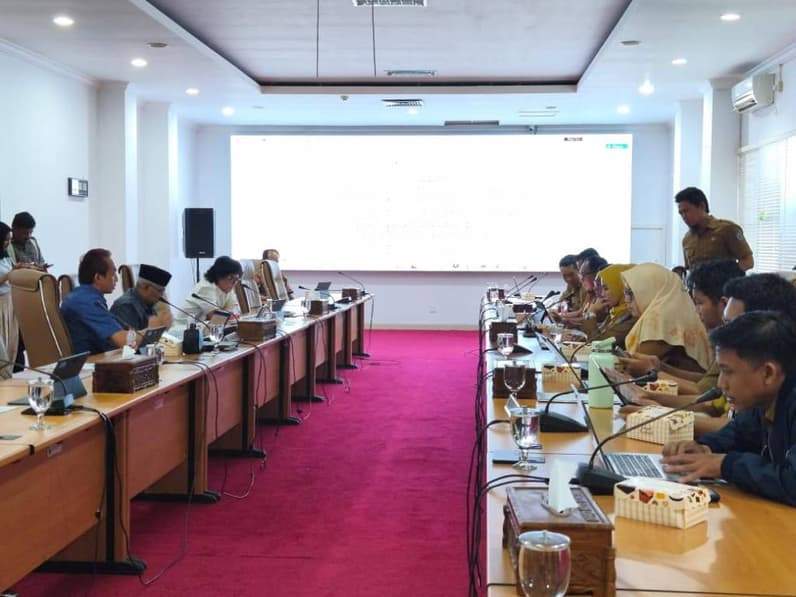 Rapat Kerja dalam Rangka Membahas Terkait Raperda Kepemudaan di Kota Bontang (Dok:Lutfi Aziz/Pusaranmedia.com)