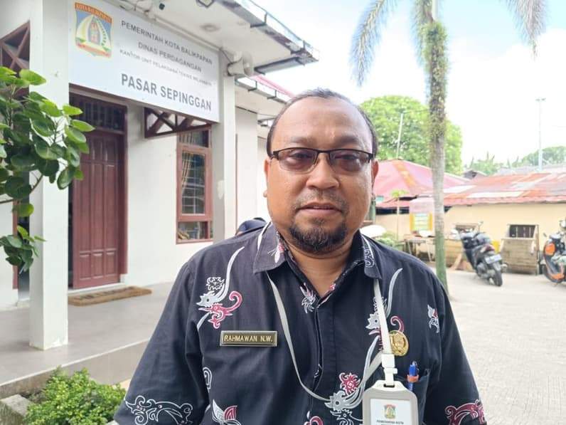 Kepala UPTD Pasar Wilayah IV Disdag Balikpapan, Rahmawan Nisfu Wijaya. (Foto: Achmad Fadillah/Pusaranmedia.com)