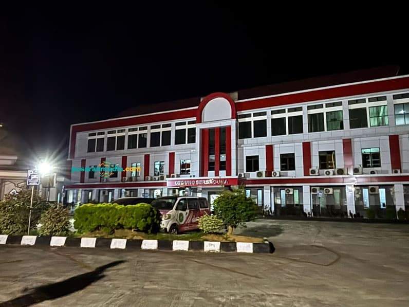 Gedung disdikbud Kukar. (Foto: Aswin/Pusaranmedia.com)