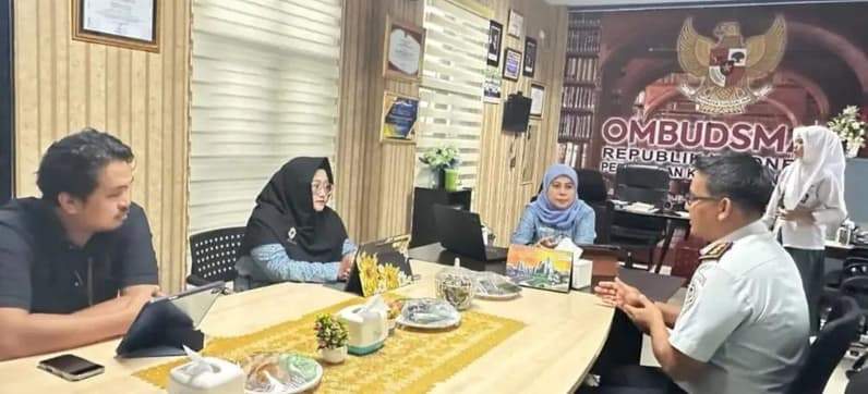Kalapas Nunukan Donny Setiawan saat bertandang ke Kantor Ombudsman RI Perwakilan Kalimantan Utara. (Foto: Lapas Nunukan)