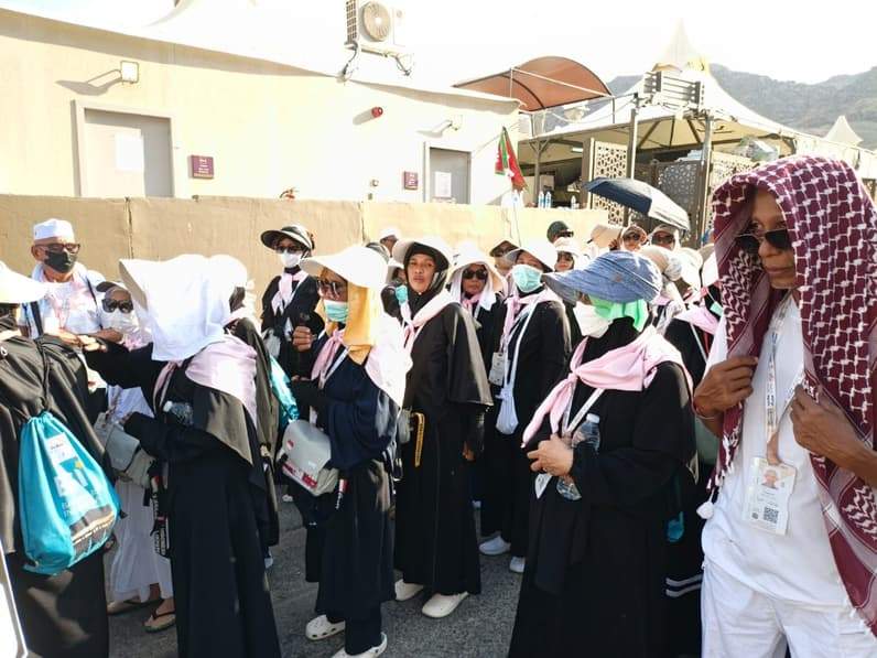 Para jemaah haji asal Kaltara usai menyelesaikan lempar jumrah di Mina, Arab Saudi (Foto: H Sayid Abdullah)