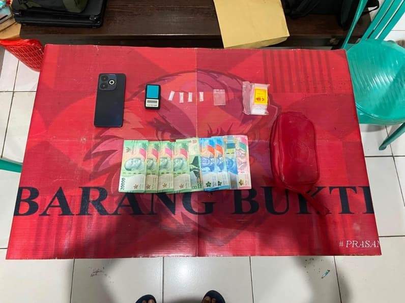 Barang bukti pengungkapan kasus sindikat pengedaran sabu di Kecamatan Batu Sopang. (Foto : Dok Satresnarkoba Polres Paser)