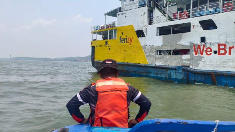 BPBD PPU turunkan tim pencarian korban yang diduga melompat dari KMP Gajah Mada, Minggu (18/10/2026). (Foto: Pusdalops BPBD PPU)