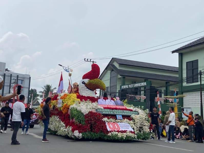 Pawai Pembangunan perayaan HUT ke-80 RI yang diselenggarakan pada 2025 lalu. (Foto: Tri/Pusaranmedia.com)