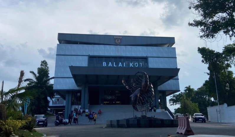 Balai Kota Samarinda, Kamis (30/4/2026). (Foto: Tri/Pusaranmedia.com)