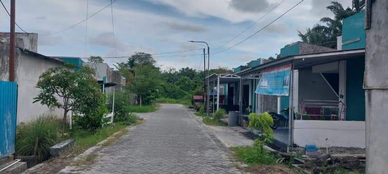 Ini salah satu perumahan bersubsidi di Kelurahan Sungai Parit, Kecamatan Penajam, PPU. (Foto: Adi Kade/Pusaranmedia.com)