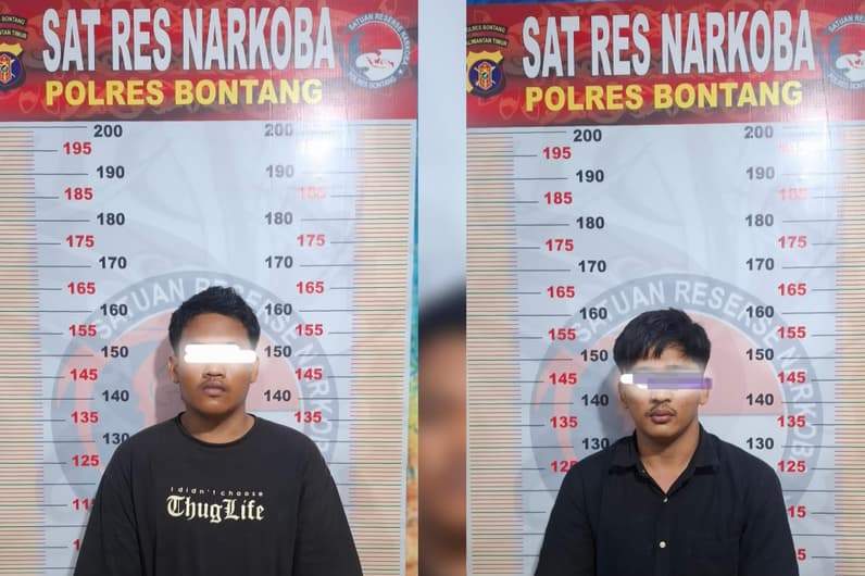 Dua Tersangka yang Diamankan Polres Bontang (Dok:Lutfi Aziz/Pusaranmedia.com)