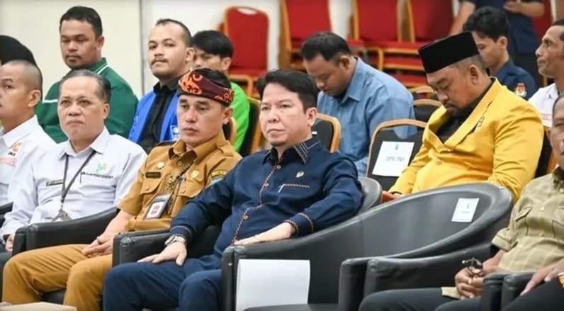 Ketua DPRD Kaltara, Achmad Djufrie, saat menghadiri penyerahan simbolis bantuan keuangan parpol tahun 2026. (Foto: Istimewa)