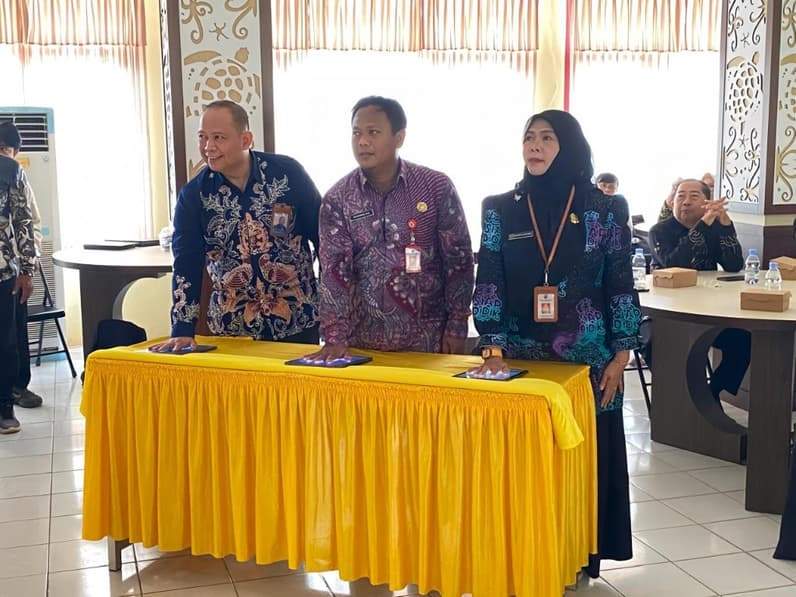 Peluncuran Bahasa Banua sebagai mata pelajaran muatan lokal jenjang SMP di Aula SPNF SKB Berau. (Foto: Nur Hidayah/ pusaranmedia.com)