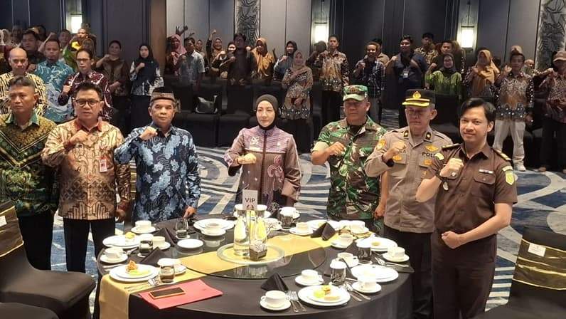 Bupati Berau, saat menghadiri kegiatan Peringatan Hari Lingkungan Hidup Sedunia 2026 di Ballroom Hotel Mercure. (Foto: Nur Hidayah/Pusaranmedia.com)