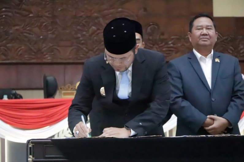 Perubahan APBD Provinsi Kaltim disepakati Rp14,33 triliun, Rabu (30/9/2026). (Foto: Dok. Pemprov Kaltim)
