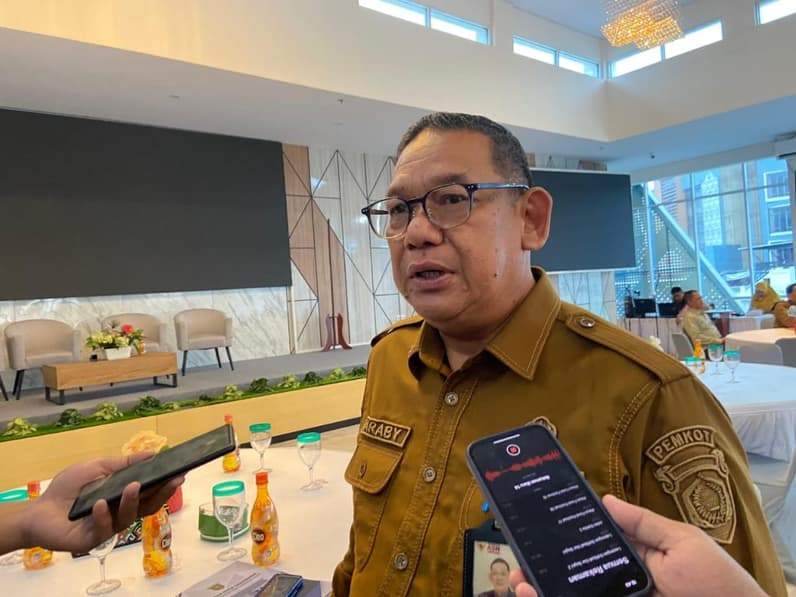 Plt Kepala Disdikbud Kota Samarinda, Ibnu Araby, Senin (25/5/2026). (Foto: Tri/Pusaranmedia.com)