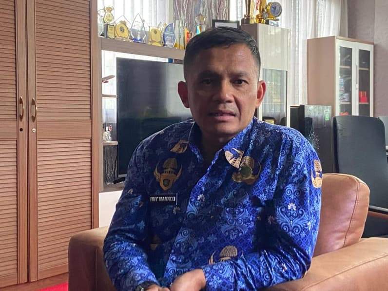 Kepala Dishub Kota Samarinda, Hotmarulitua Manalu saat ditemui di kantornya Rabu (17/6/2026). (Foto: Tri/Pusaranmedia.com)