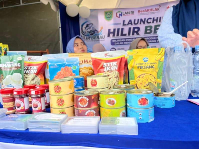 Produk Ikan Kaleng Berau. (Foto: Nur Hidayah/ pusaranmedia.com)