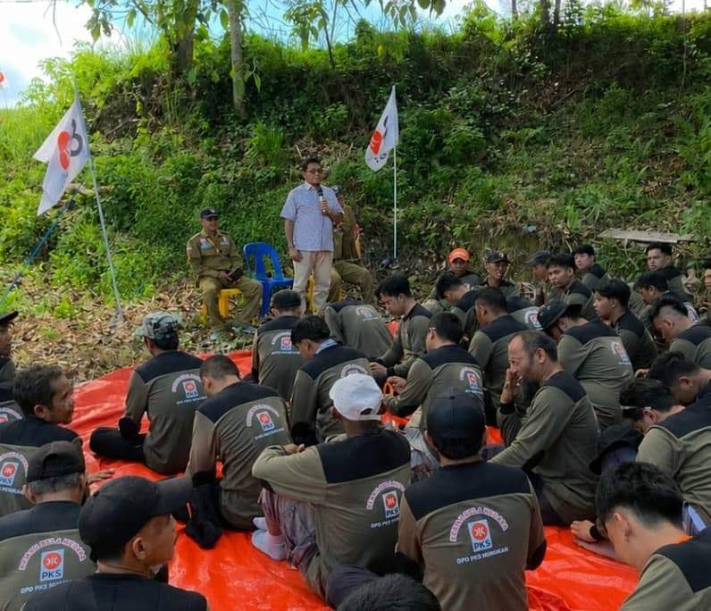 Anggota DPRD Kaltara sekaligus Ketua MPW PKS Kaltara, Muhammad Nasir, saat menjadi narasumber. (Foto : Istimewa)