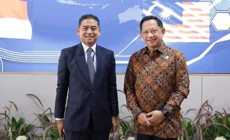 Kepala BNPP RI Tito Karnavian bersama Duta Besar Malaysia untuk Indonesia Dato Muzaffar Shah Mustafa. (Foto: BNPP RI)