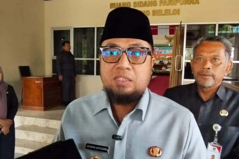 Wabup Paser, Ikhwan Antasari. (Foto : Luthfi/Pusaranmedia.com)