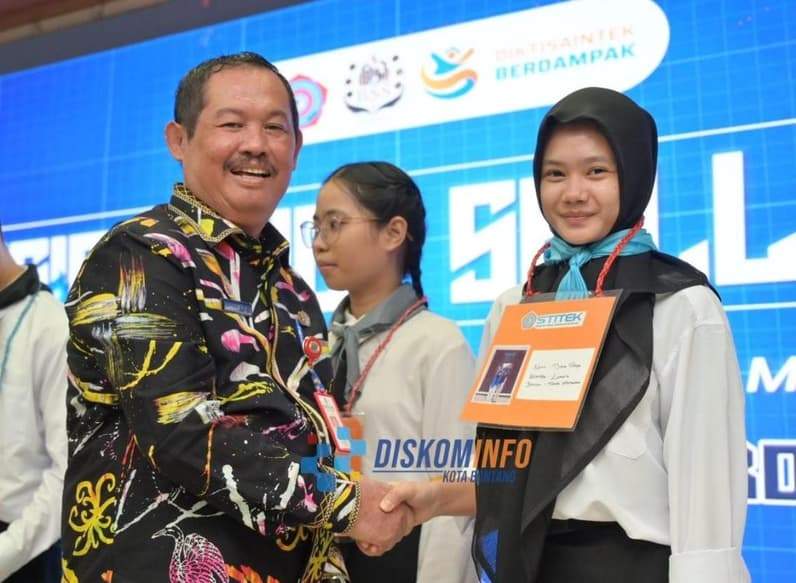 Staf Ahli Bidang Pembangunan Kemasyarakatan dan Sumber Daya Manusia (PKSDM) Pemkot Bontang, Lukman Hadiri BSS Stitek Bontang. (Foto: Lutfi Aziz/Pusaranmedia.com)