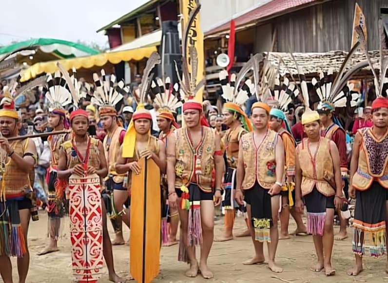 Salah satu Festival Budaya yang ada di Kabupaten Berau. (Foto: Nur Hidayah/Pusaranmedia.com)