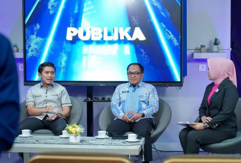 Ketua DPRD Kota Bontang, Andi Faizal Sofyan Hasdam (kiri) dan Kepala Dispopar Bontang, Eko Mashudi (kanan) (Dok:Lutfi Aziz/Pusaranmedia.com)