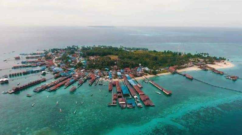 Kampung Pulau Derawan, salah satu kampung yang berstatus mandiri. (Foto: Istimewa)