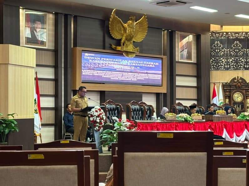 Penyampaian Laporan Realisasi Semester Pertama APBD dan Prognosis Enam Bulan Berikutnya Tahun Anggaran 2026 (Foto: Aswin/pusaranmedia.com)