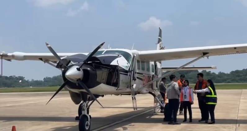 Pesawat Cessna Grand Caravan 208B yang akan digunakan dalam Operasi Modifikasi Cuaca (OMC). (Foto: Nur Hidayah/Pusaranmedia.com)