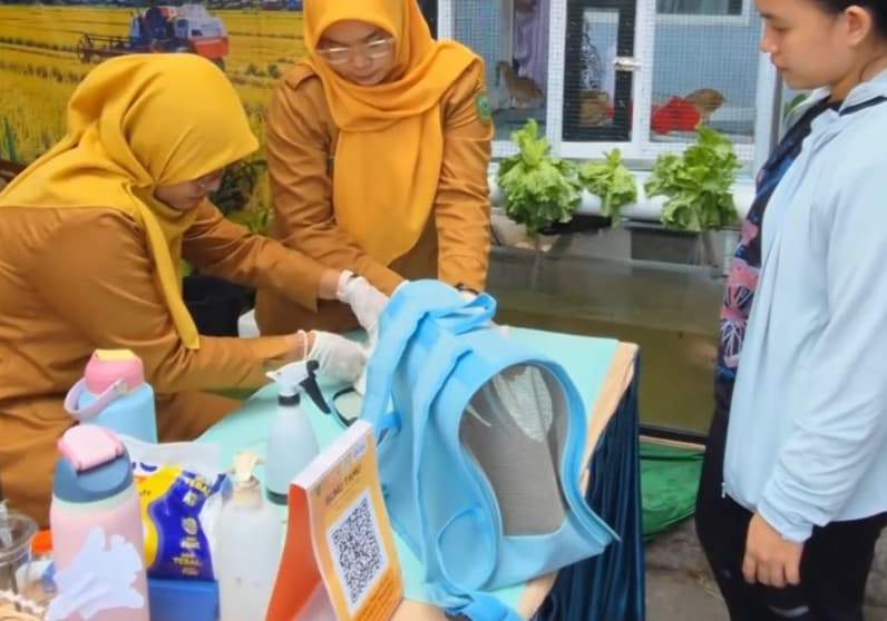 Layanan Kesehatan Gratis di Stan DTPHP Berau Expo 2026. (Foto: Nur Hidayah/ pusaranmedia.com)