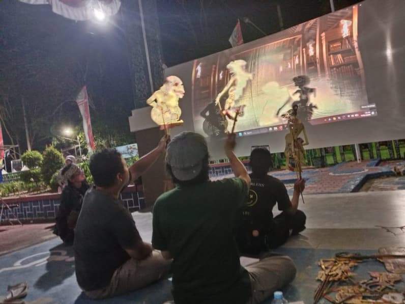 Suasana Latihan di Kantor Kelurahan Satimpo (Dok:Lutfi Aziz/Pusaranmedia.com)