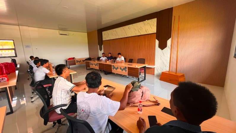 Dokumentasi pelaksaan evaluasi dan peningkatan kapasitas perangkat pertandingan AFI Paser menjelang Paser Futsal Open Championship 2026. (Foto: Dok AFI Paser)