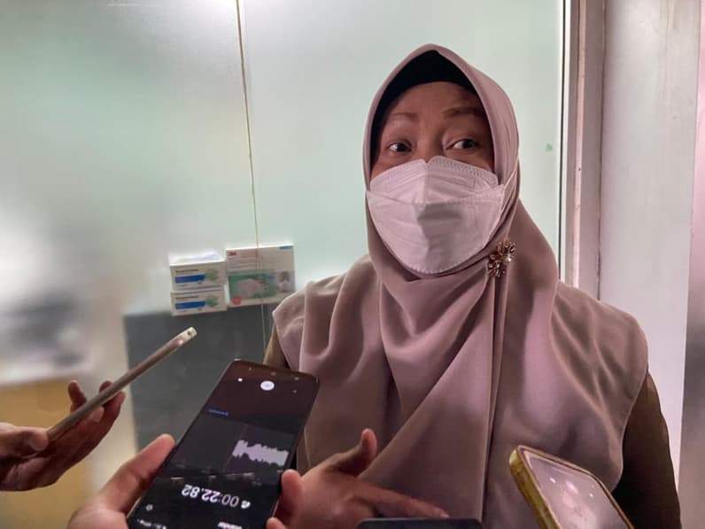 Wakil Ketua Komisi IV DPRD Kota Samarinda, Sri Puji Astuti usai meninjau kesiapan infrastruktur penanganan TB dan IV di RSUD IA Moeis, Jumat (5/6/2026). (Foto: Tri/Pusaranmedia.com)