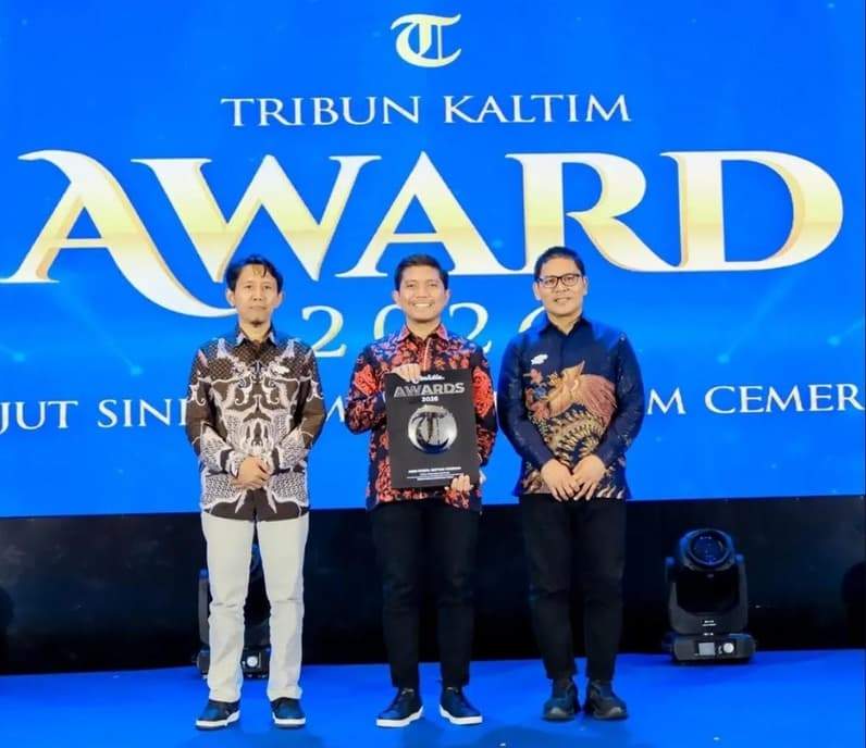 Ketua DPRD Kota Bontang, Andi Faizal Sofyan Hasdam Raih Penghargaan Tokoh Peduli Lingkungan Hidup (Dok:Lutfi Aziz/Pusaranmedia.com)