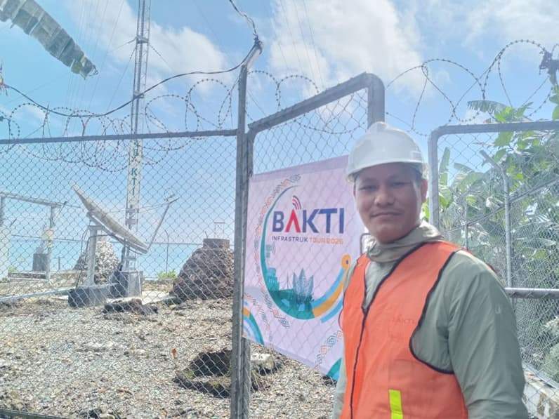 BTS USO BAKTI Komdigi di Kampung Bohe Silian, Kecamatan Maratua, Kamis (11/6/2026). (Foto: Achmad Fadillah/Pusaranmedia.com)