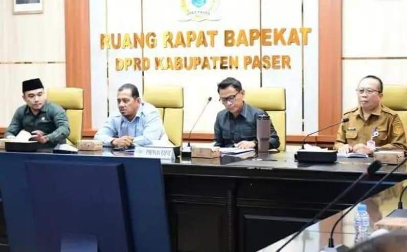 Saat RDP antara Pansus I DPRD bersama instansi terkait. (Foto : Dok DPRD Paser)