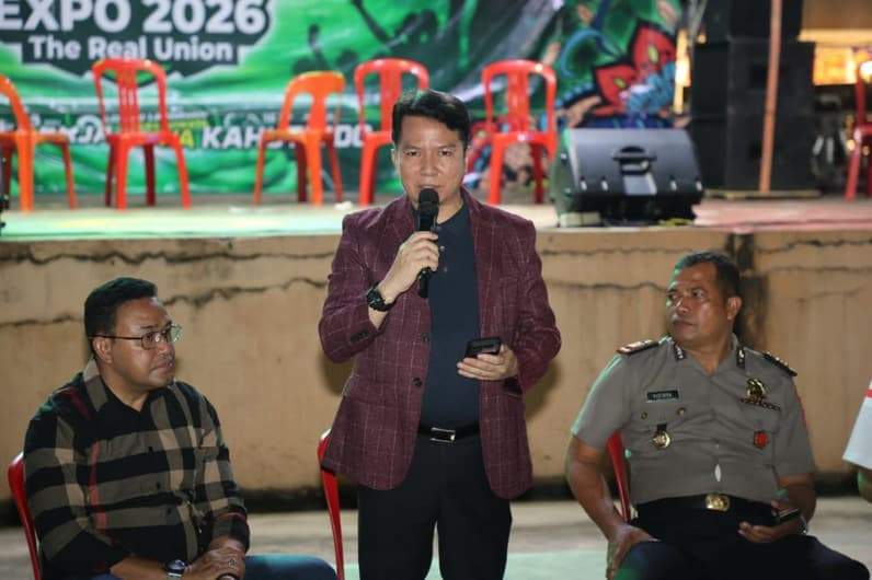 Ketua DPRD Kaltara, Achmad Djufrie (berdiri), saat menghadiri dialog interaktif May Day Kahutindo Expo 2026 di Tarakan. (Foto: Istimewa)