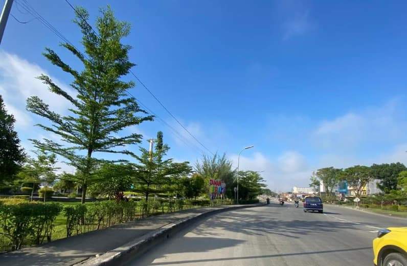 Langit cerah yang mewarnai Kota Samarinda, Selasa (18/8/2026). (Foto: Tri/Pusaranmedia.com)