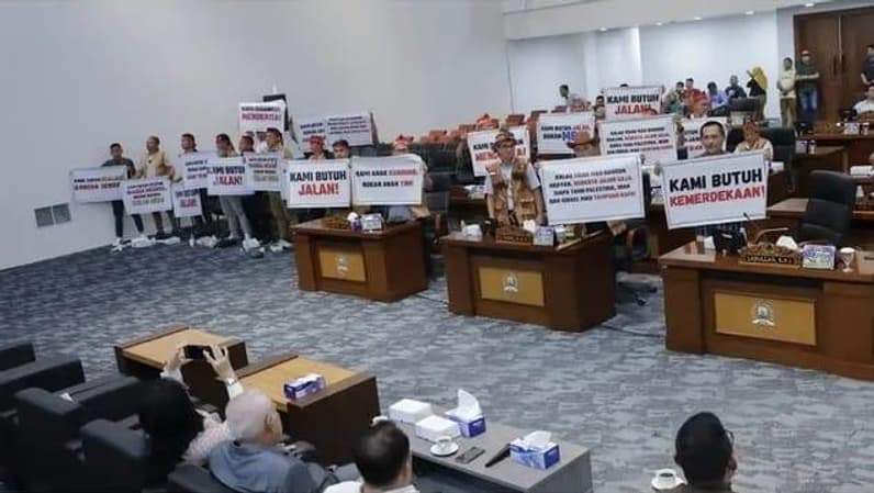 Suasana RDP di Kantor DPRD Kaltara pada pekan ini. (Foto: Istimewa)