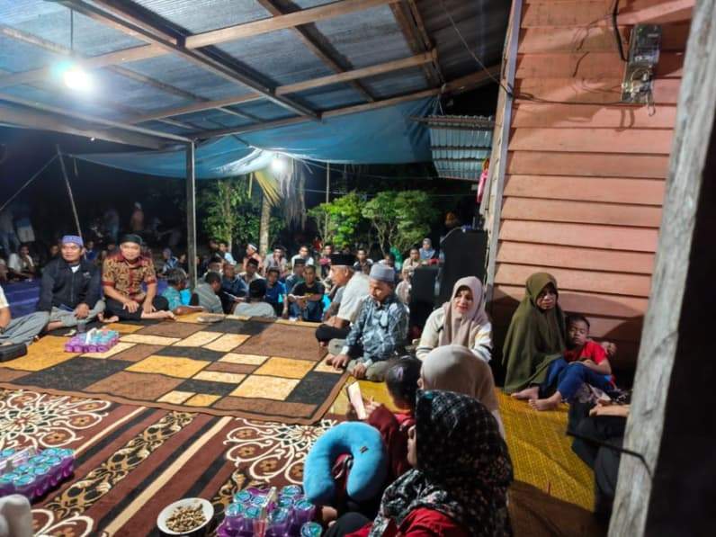 Saat Hamransyah reses di Desa Mendik Karya, Kecamatan Longkali. (Foto : Dok DPRD Paser)