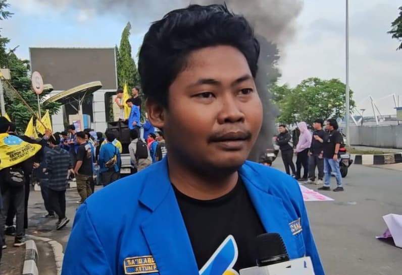PMII Kaltim menyoroti penggunaan APBD oleh Pemerintah Provinsi Kaltim untuk pembangunan infrastruktur yang dinilai bukan menjadi kewenangan provinsi. (Foto: Herdi/Pusaranmedia.com)