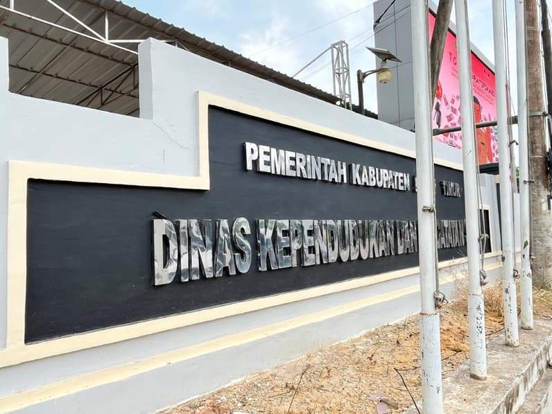 Kantor Disdukcapil Kabupaten Kutai Timur. (Foto: Siswandi/Pusaranmedia.com)