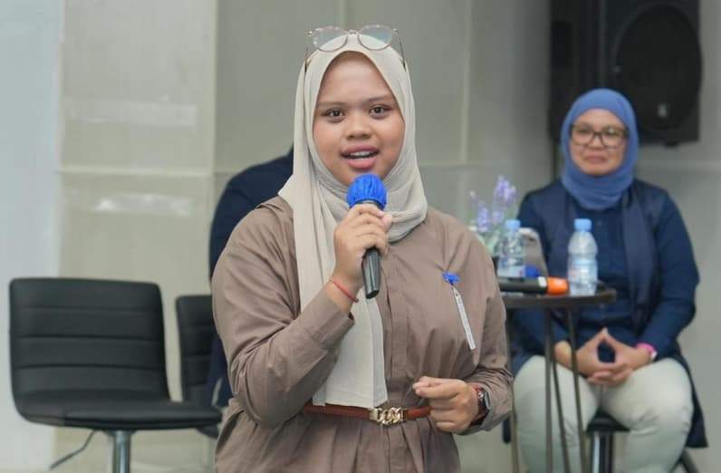 Aktivis Muda Kota Bontang, Zalwa Tulmukmainna. (Foto: Lutfi Aziz/Pusaranmedia.com)