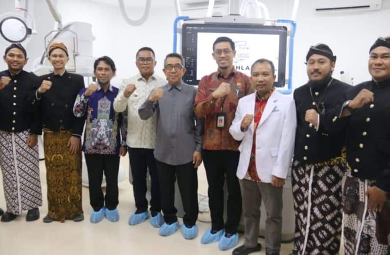 Bupati Kutim, Ardiansyah Sulaiman usai meresmikan Layanan Jantung dan Deteksi Kanker. (Foto: Dok Prokopim Kutim)